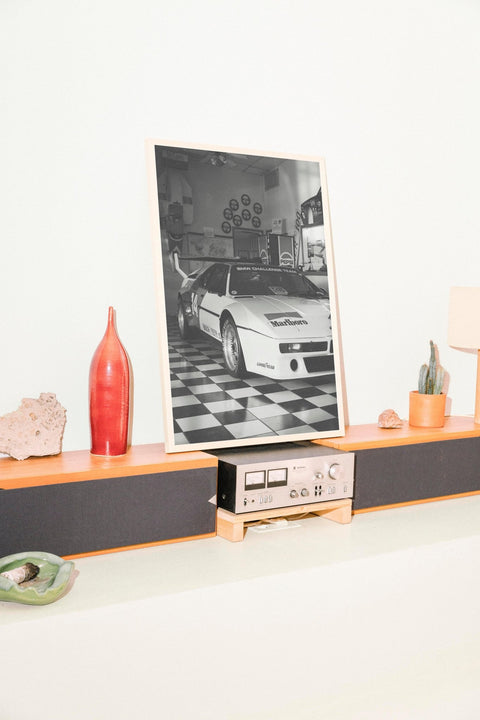 Vintage BMW M1 - FrenzyFrame