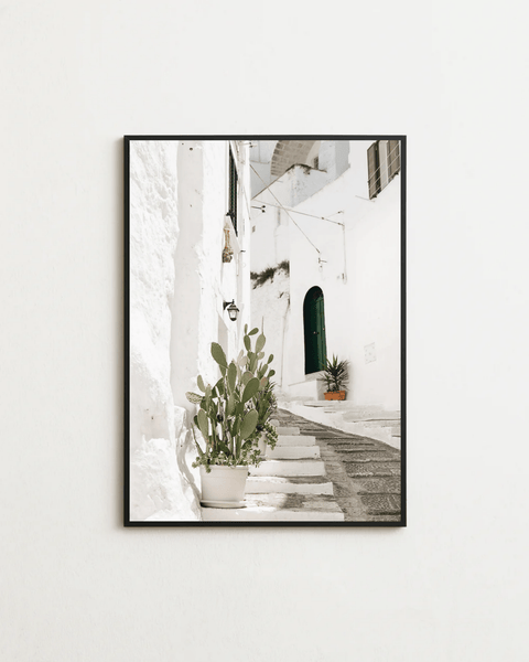 Quiet Steps - FrenzyFrame