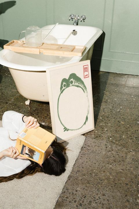 Matsumoto Hoji Frog Circle - FrenzyFrame