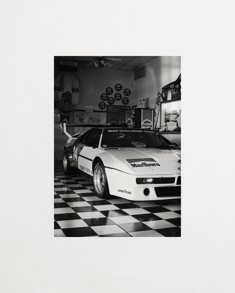 Vintage BMW M1 - FrenzyFrame