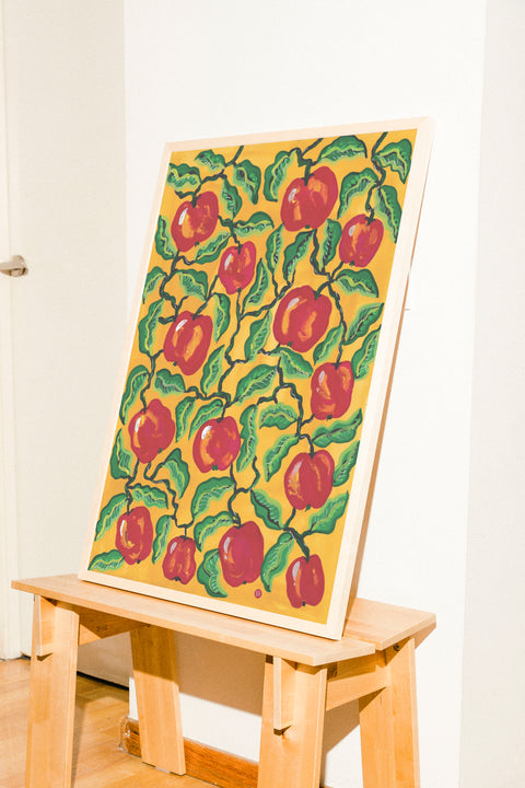 Autumn Apples poster i miljö visad med ram som tillval – FrenzyFrame