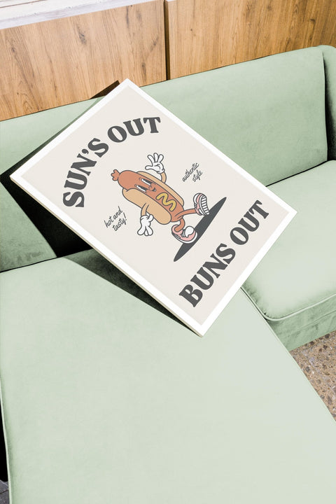 Buns Out poster visad med valfri ram – FrenzyFrame