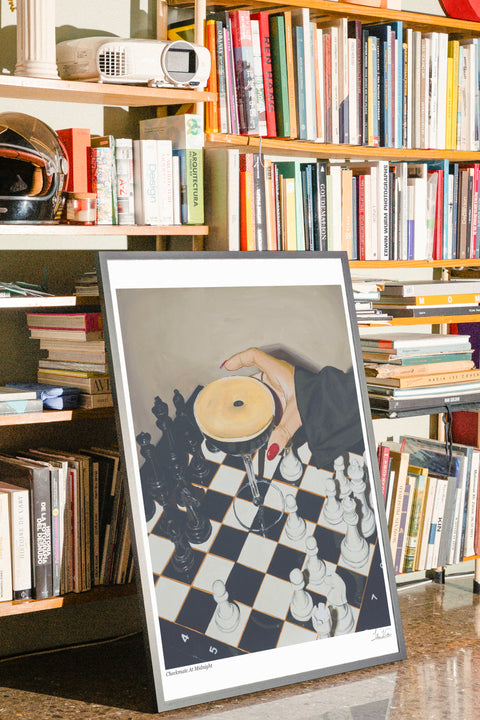 Checkmate at Midnight poster med ram som tillval – FrenzyFrame