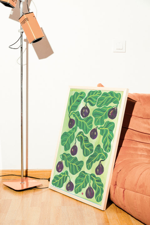 Figs poster visad med ram som tillval i miljö – FrenzyFrame