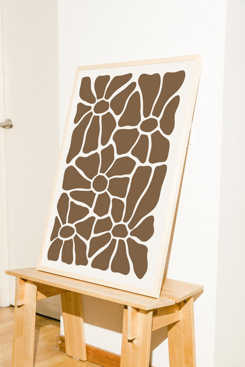 Flora Flow poster visad med ram som tillval i miljö – FrenzyFrame