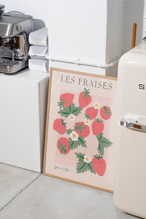 Les Fraises poster visad med ram som tillval – FrenzyFrame