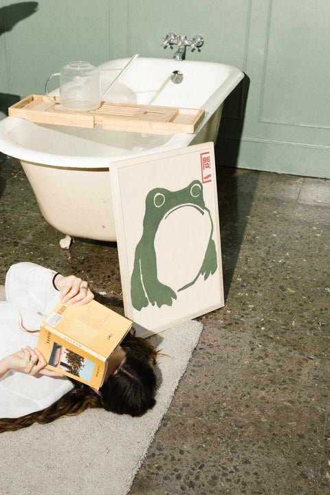 Matsumoto Hoji Frog poster visad med valfri ram – FrenzyFrame