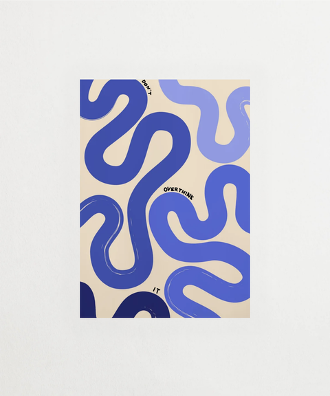 Overthinkin' in Blue poster med blå illustration – FrenzyFrame