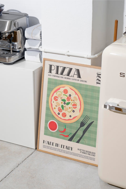 Pizza 1990 poster visad med ram som tillval – FrenzyFrame