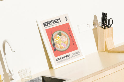 Ramen 1996 poster visad med valfri ram – FrenzyFrame