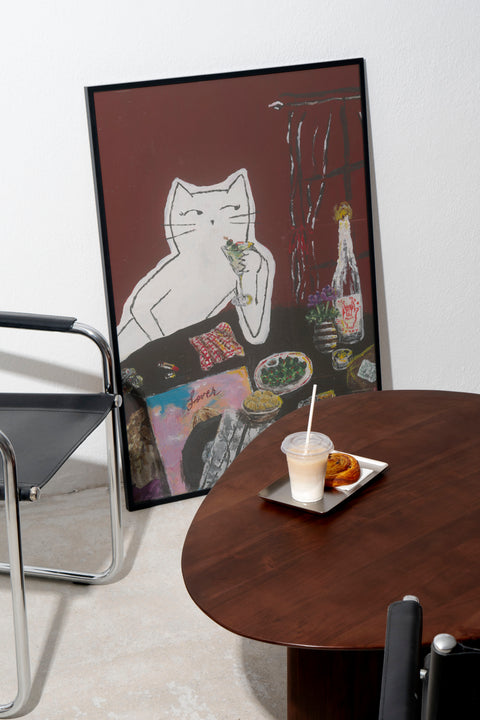 The Groovy Swiftie Cat-poster i miljö med valbara ram – FrenzyFrame