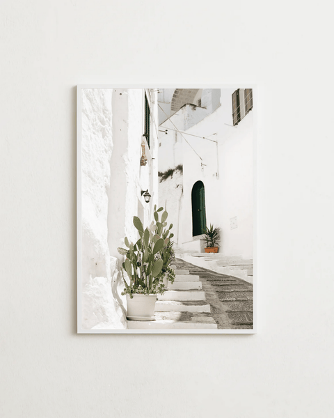 Quiet Steps - FrenzyFrame